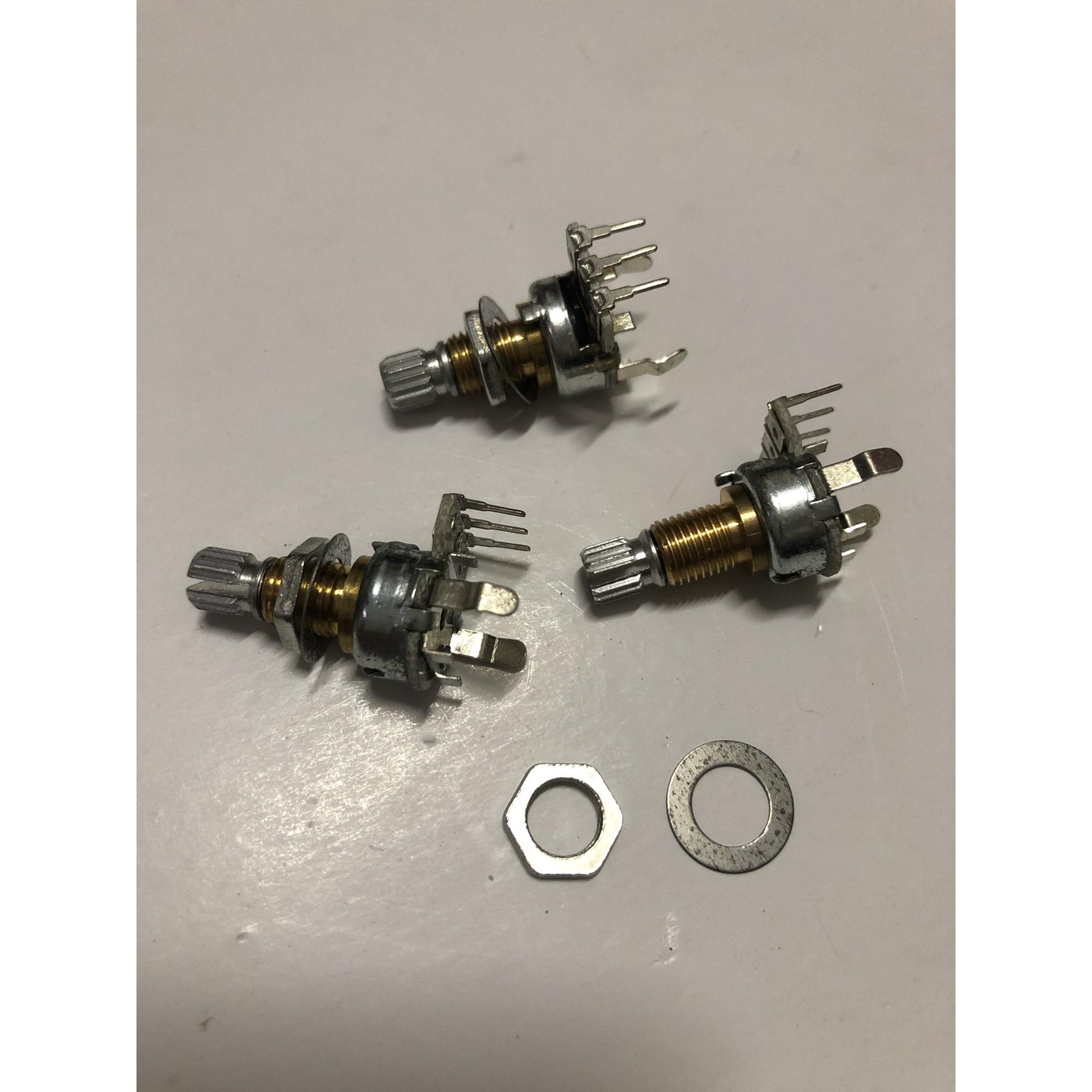 台湾 DIYA单联电位器 3脚梅花柄 A5K 柄含螺纹长15.5MM 全新