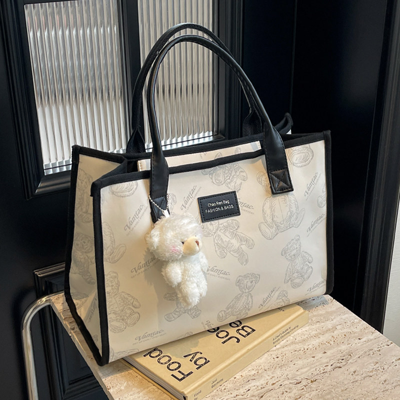 大容量帆布包女2025新款可爱卡通单肩托特包妈咪包外出旅行手提袋