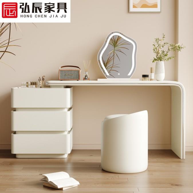 皮艺现代轻奢奶油风实木梳妆台意式卧室小户型化妆桌收纳斗柜一体