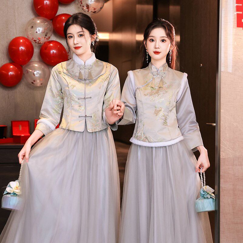 新中式伴娘服女2024冬季新款姐妹团礼服长袖保暖小个子旗袍伴娘裙