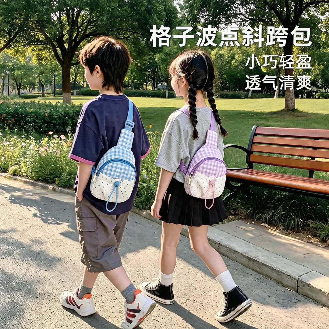 儿童斜挎包新款洋气女孩外出背包图片