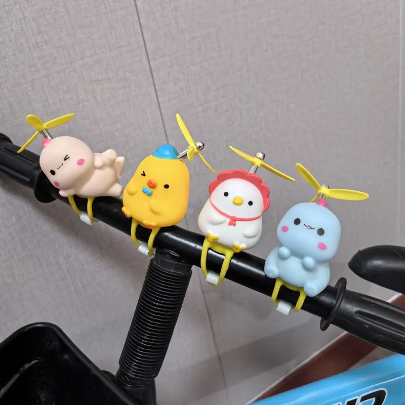 汽车装饰摆件小黄鸭破风鸭摩托车