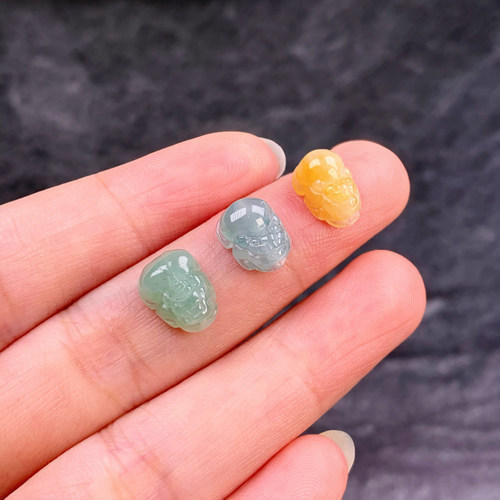 翡翠多彩小貔貅手绳手串配件