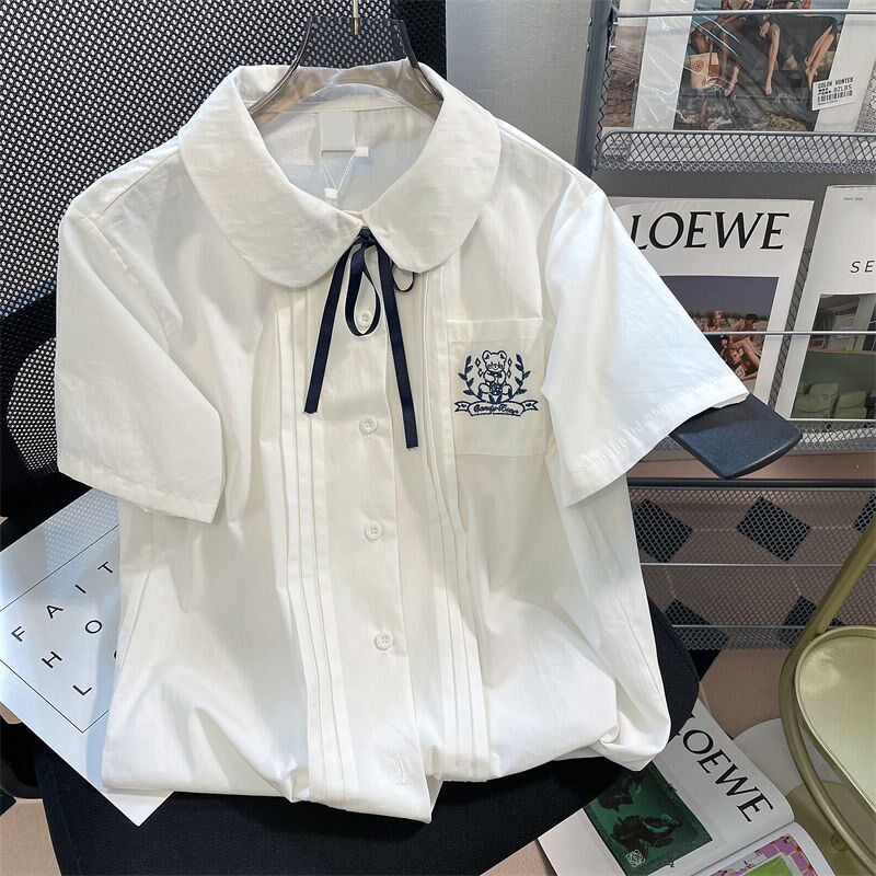 热销日系学院风小熊刺绣衬衫女夏季宽松jk制服娃娃领短袖软妹可爱