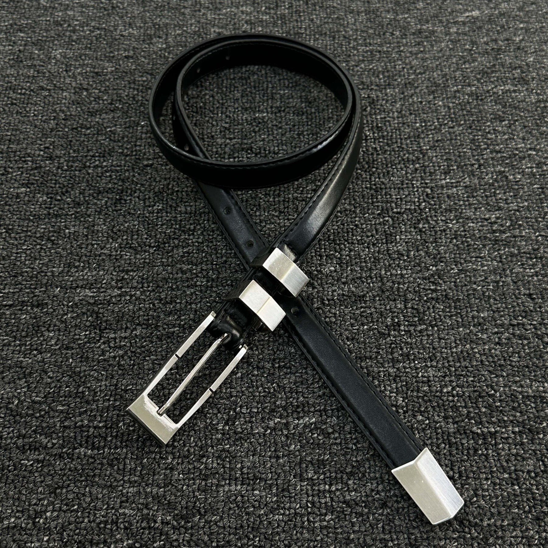 SFSN轻奢极简风方镜冷银细皮带商务休闲通用男女西装外套搭配腰带