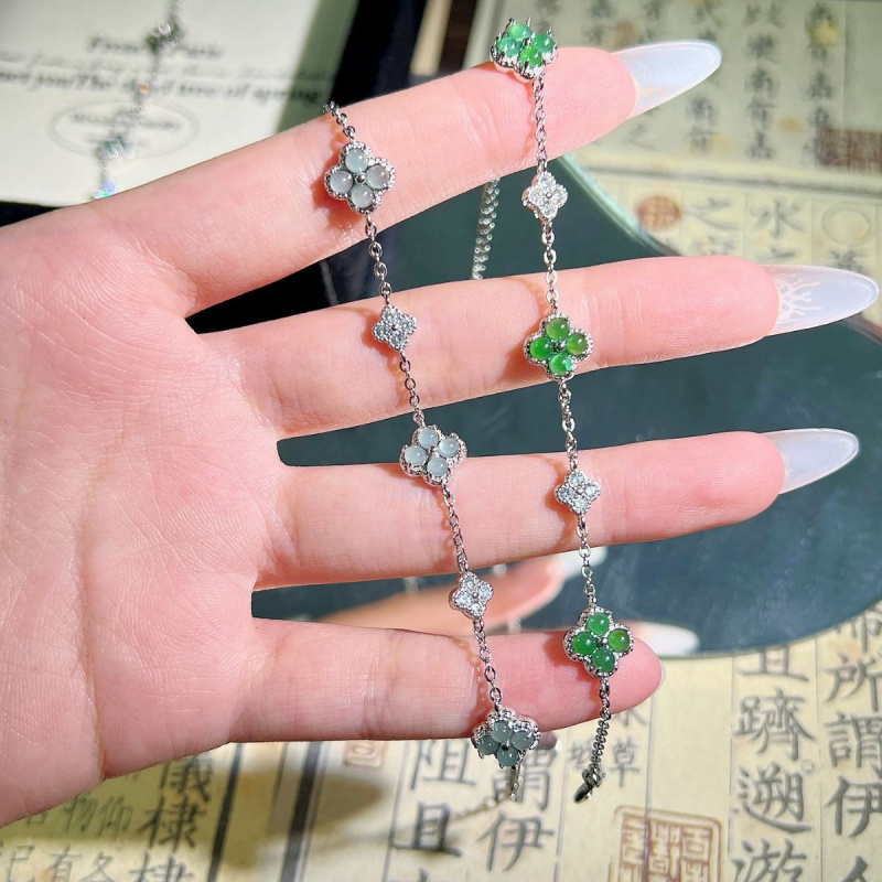 危地马拉翡翠四叶草手链轻奢时尚