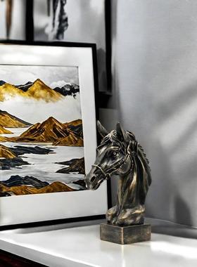 创意马头摆面件树脂艺品办公室54244桌面装饰功品书工柜桌摆件多