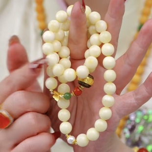 【Q .Jewelry】蜜蜡项链 略有不同