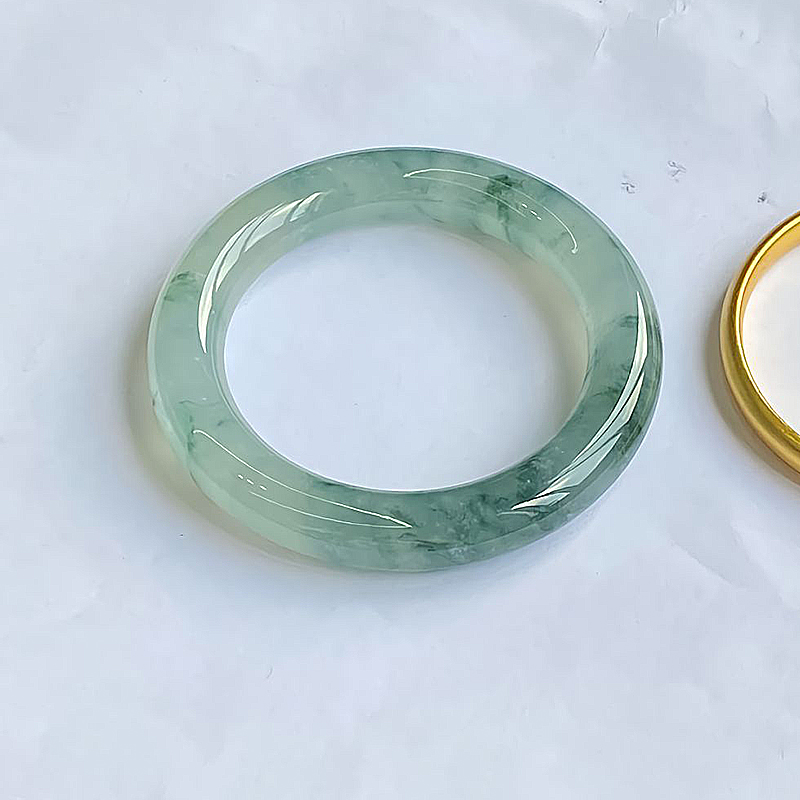 翡翠手镯热卖排行榜前三名