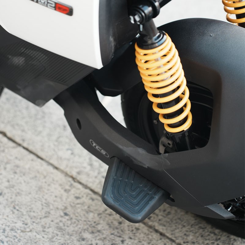 适九/号电动车机械师MMAX2110P仪表盖脚垫后脚踏手机支架改装短尾