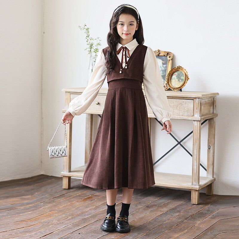 女童连衣裙2024秋冬新款学院风假两件加绒小女孩12岁红色生日裙子