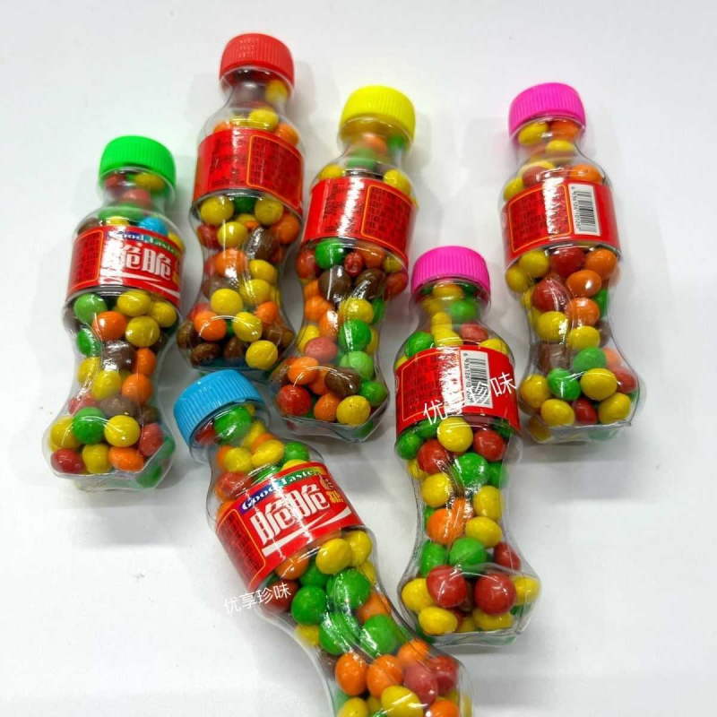 巧克力味脆脆酥质果味糖果儿童批发零食8090七彩巧克力麦丽素小瓶