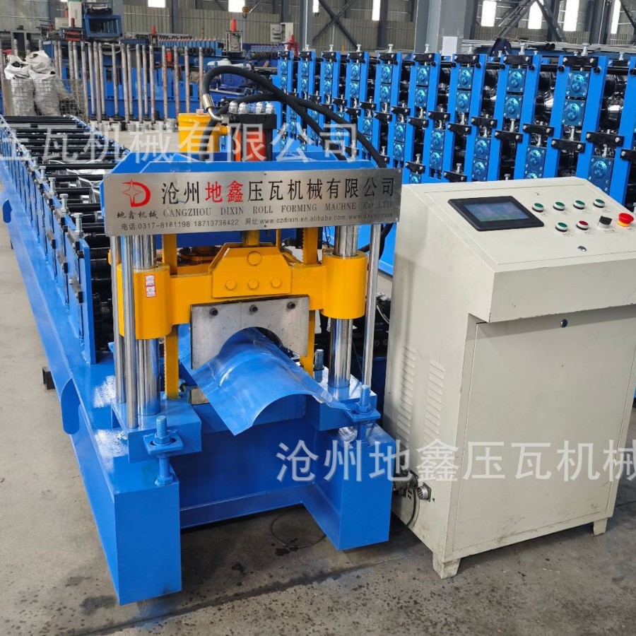 屋檐255圆弧屋脊瓦设备压瓦机 沧州地鑫压瓦机 冷弯成型机