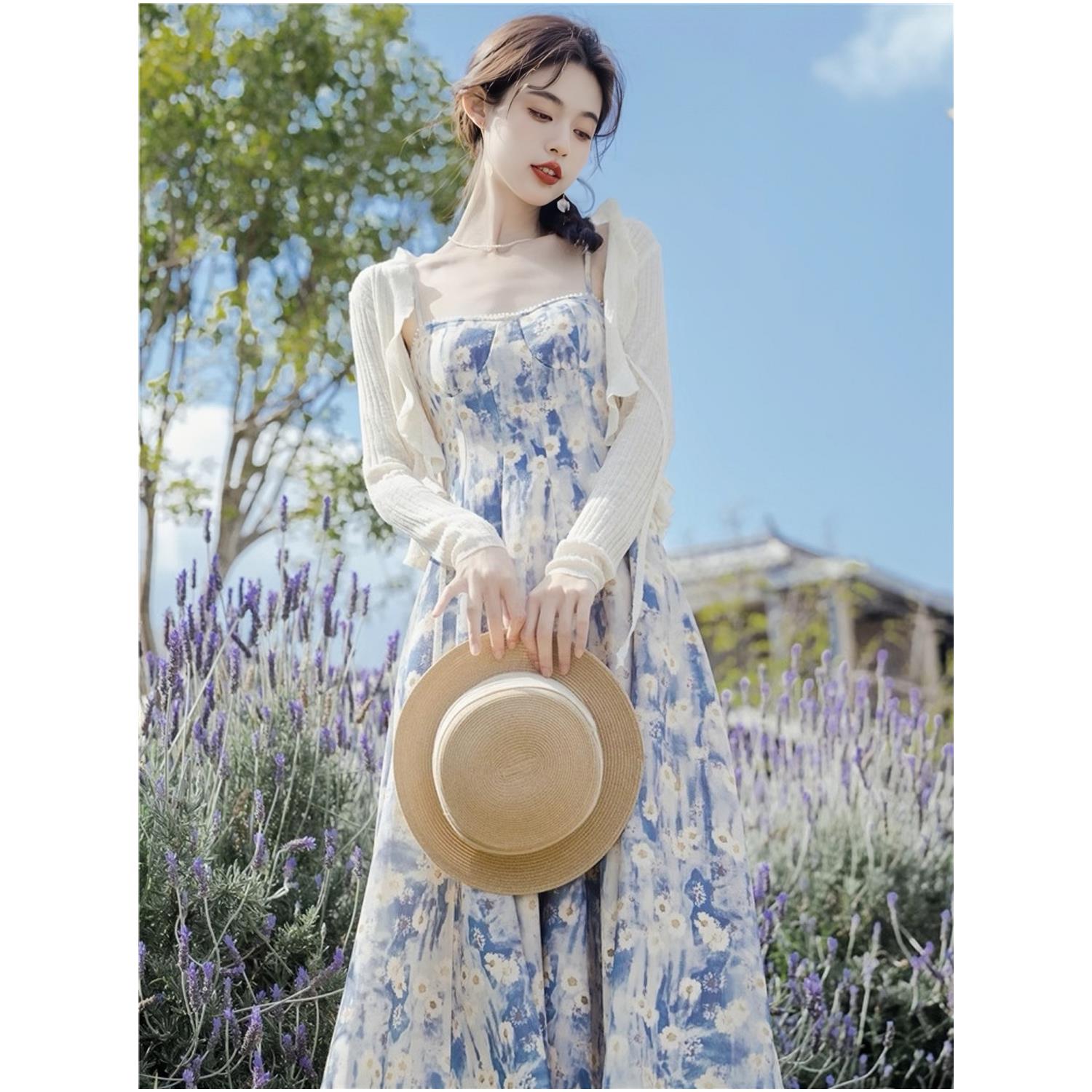 法式蓝色碎花吊带洋装女