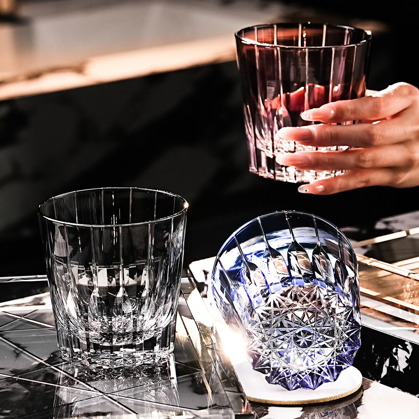 高级感卫生间情侣水晶玻璃漱口杯
