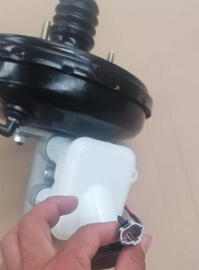 道觉开拓者酷怡卡X5X6E7中通赛驰制动主泵真空包装辅助与黑色包装