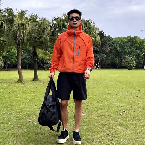 橙色轻薄防晒衣男款春夏季户外冰丝登山服美式休闲连帽冲锋衣外套