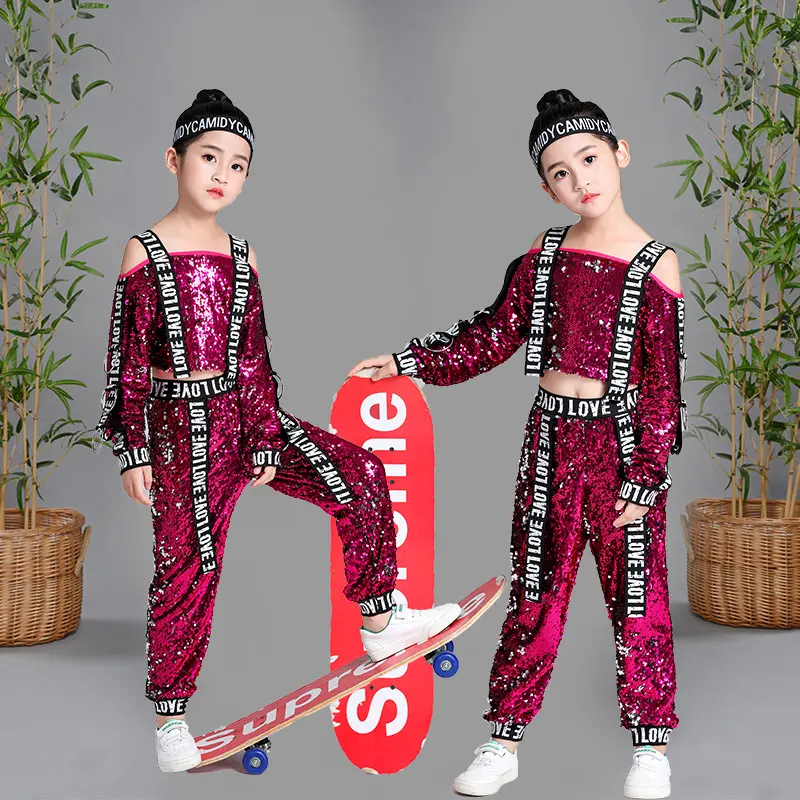 女童t台走秀潮服时尚模特时装