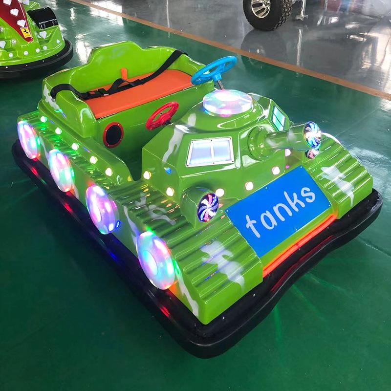 游乐车新款夜市摆摊儿童双人广场车电瓶碰碰车户外电动游乐设备