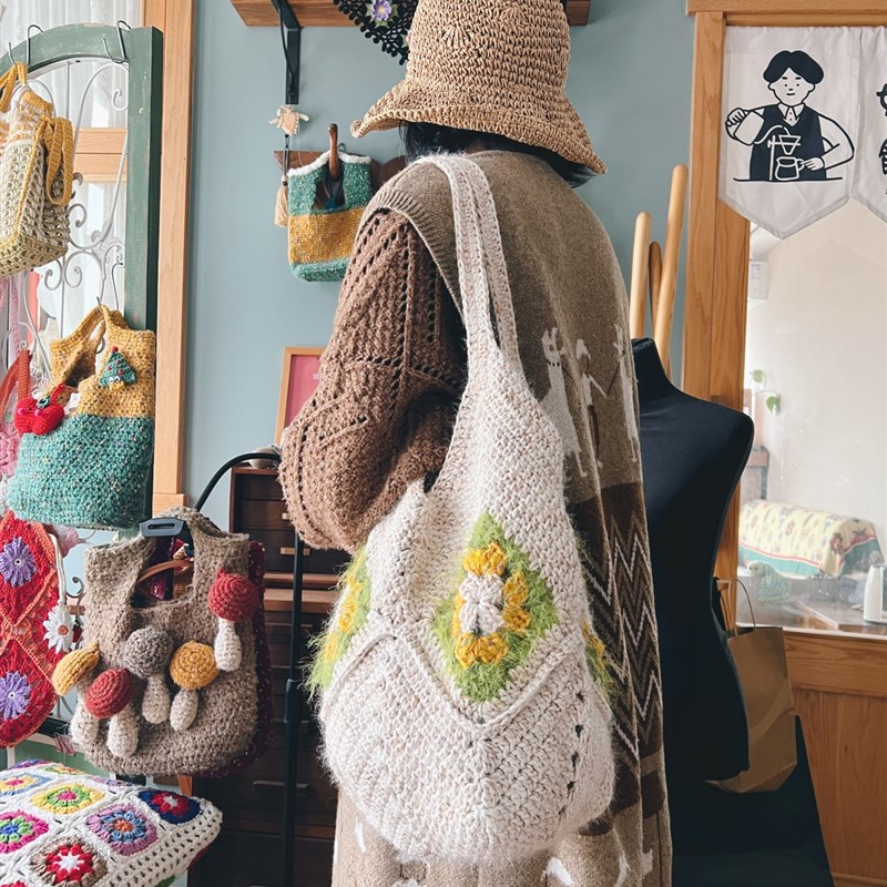 祖母方格菜篮子《杏仁奶茶》编织包材料包单肩包购物袋diy