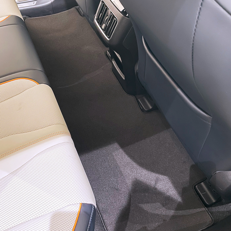 零跑C11 C01 T03脚垫原车定制防滑无味丝植绒地毯式踏垫