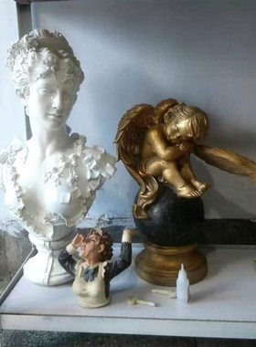 定制西方小天使雕塑定做欧式人物生日礼物雕像办公室订桌面摆件