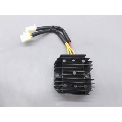 适用摩托车三相大沙125硅整流器CH125充电器风速125稳压器5线