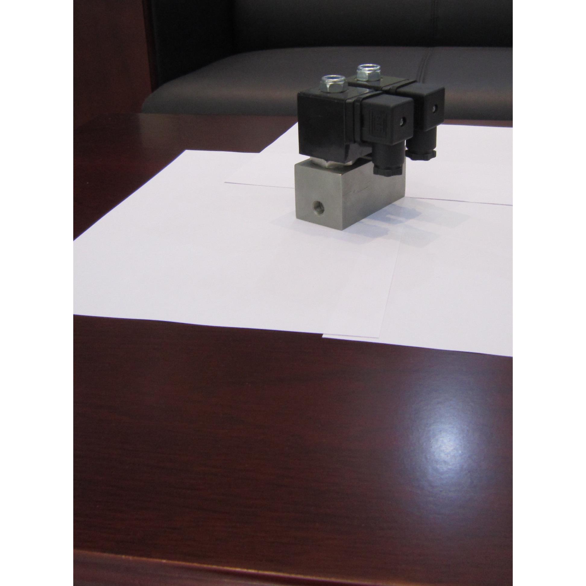 海象卡尔品牌高压电磁阀0-100MPa水气油通用304常闭DC24V零泄露