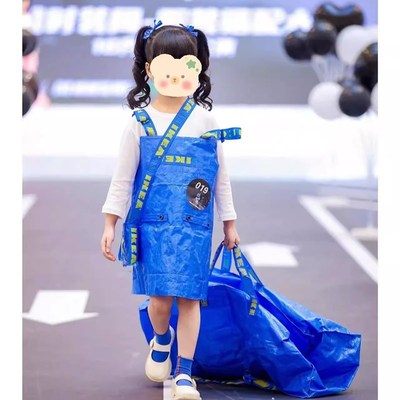 儿童环保舞台时装走秀服装废物利用手工气质演出服女购物袋制作