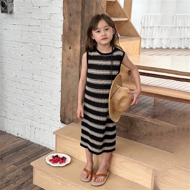 儿童针织镂空侧边开叉连衣裙2024夏季款女童中长款修身条纹背心裙