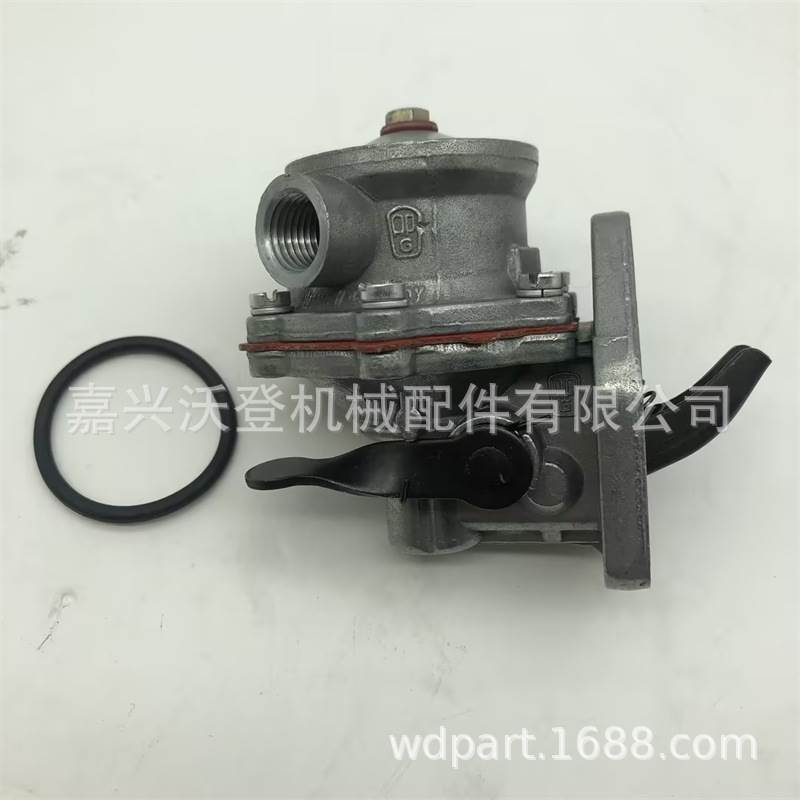 04231021 04230566 04238003燃油泵适用于道依茨F2L 912 F3L