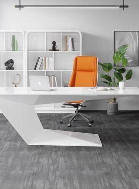 简约现代总白色烤漆老板桌裁ZDX桌创时尚形主管大班台异经理办意