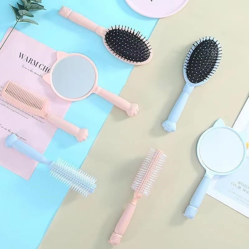 直供猫爪萌猪气垫梳子卷发梳女士化妆手持镜四件套镜梳套装批