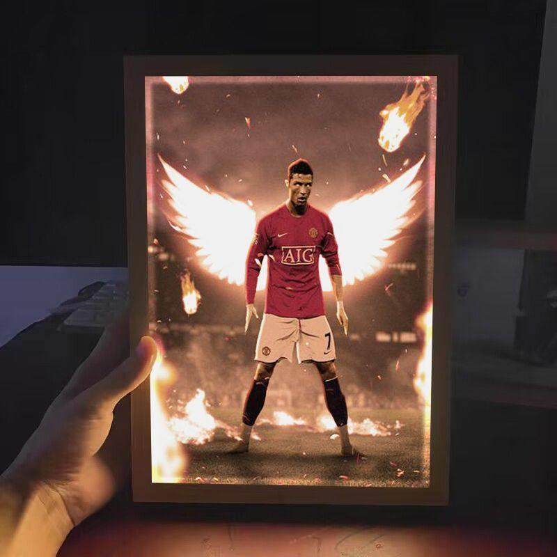 C罗灯光画尤文图斯皇马7号足球球星相框摆件创意小夜灯装饰发光画,家居饰品,现代装饰画,淘宝优惠券,粉丝福利购,淘宝优惠卷