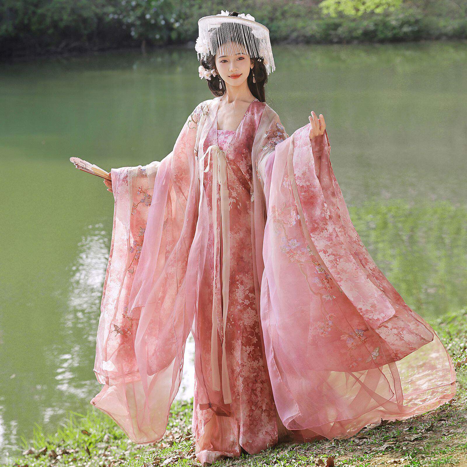春夏重工刺绣大袖衫改良汉服
