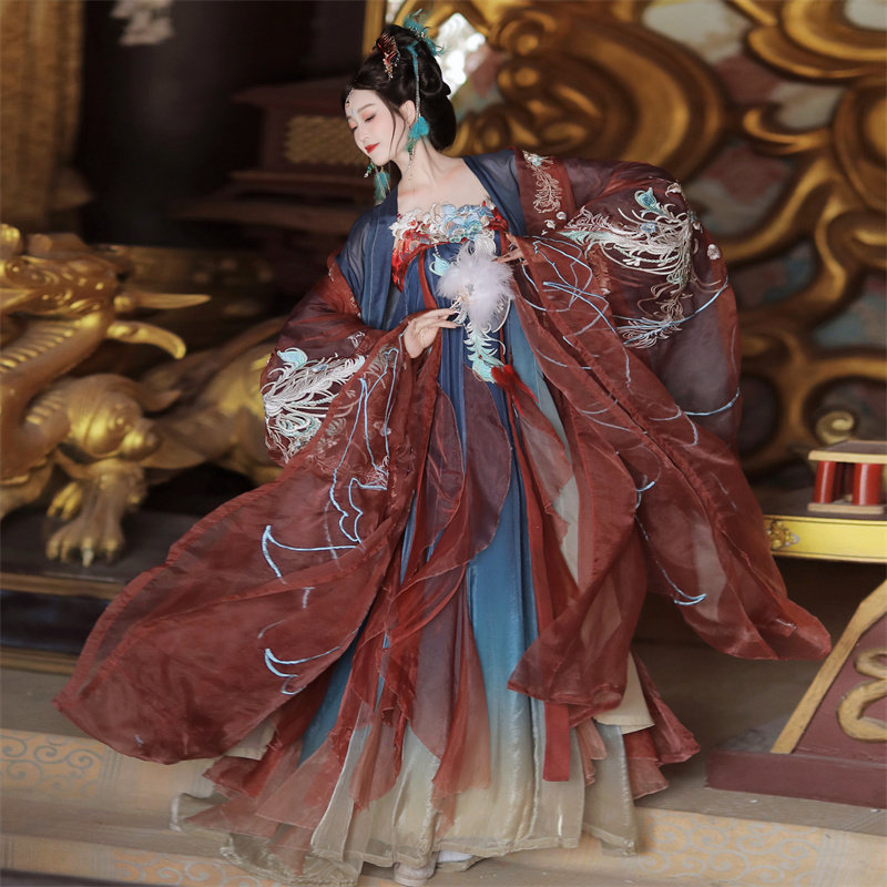 新款凤盘金缕原创汉服套装