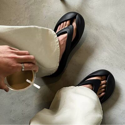 飞艇EVA厚底防滑包头人字拖男