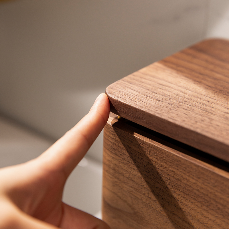 卫生间纸巾盒厕所卷纸盒抽纸壁挂免打孔卫生纸厕纸实木防水置物架