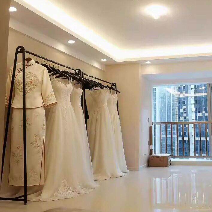 服装店婚纱展示架落地架黑色铁艺礼服长裙挂衣架影楼秀禾服陈列架