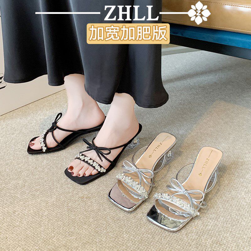 加宽胖脚大码女鞋41到43夏季外穿百搭水钻高跟凉拖仙女风粗跟凉鞋