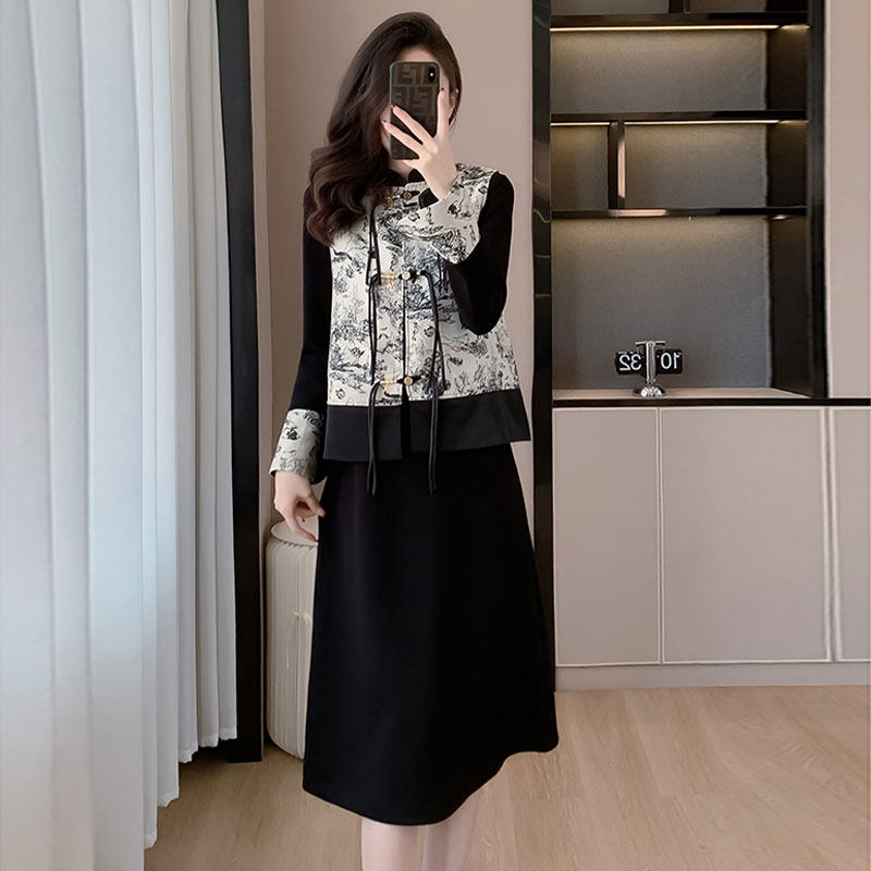 大码新中式国风套装女高级感百搭水墨画盘扣马甲外套连衣裙两件套