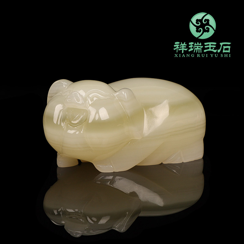 天然玉石十二生肖招财猪摆件客厅酒柜电视柜装饰品办公室桌面摆设