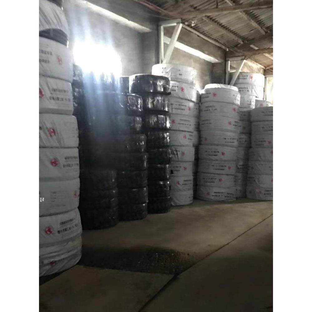 PE给水管pe管全新料国标管黑色抽水耐用管4分6分PE管山水饮用水管
