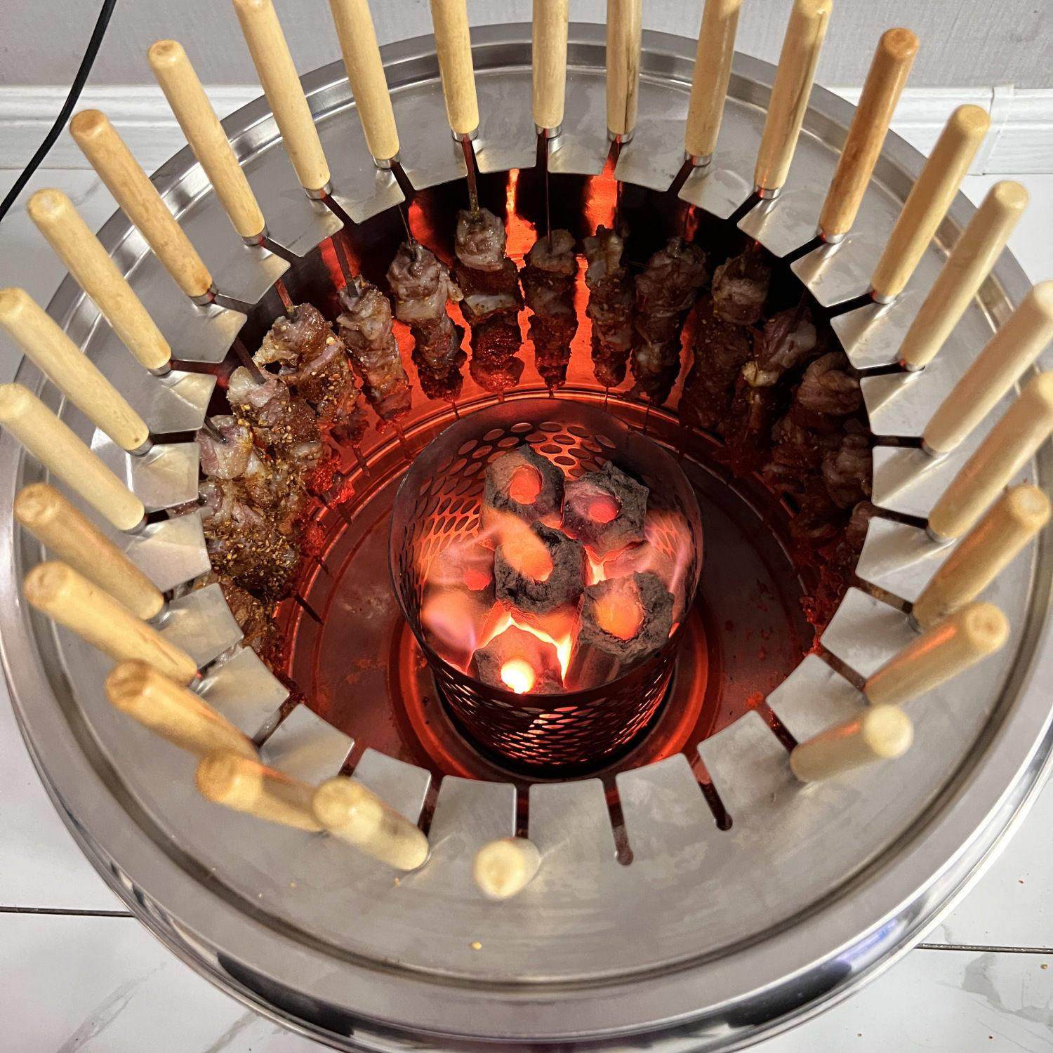 圆形无烟烧烤炉家用碳烤架户外室内烤肉炉子焖烤吊炉家庭木炭烤串,户外/登山/野营/旅行用品,烧烤炉/烤架,淘宝优惠券,粉丝福利购,淘宝优惠卷