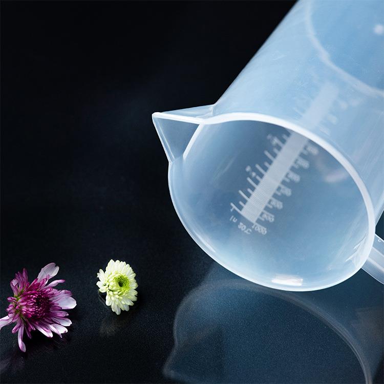 直销新款量杯量杯带柄食品级测量杯pp刻度杯焙奶茶量杯厨房用塑料