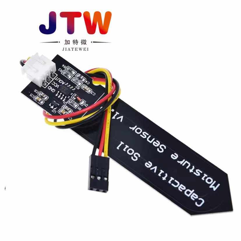 新款直销电容式 土壤湿度 传感器 不易腐蚀 宽电压工作 送线8