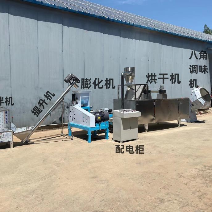 漂浮鱼食饲料机 狗粮机全套设备 宠物猫粮食品膨化机 尼日利亚