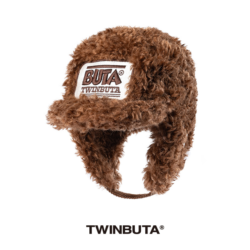 TWINBUTA｜毛绒立体刺绣时尚护耳帽｜明星同款