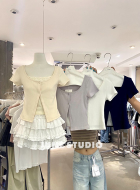 June白色蕾丝拼接假两件短袖t恤女夏季修身短款正肩u领半袖上衣女