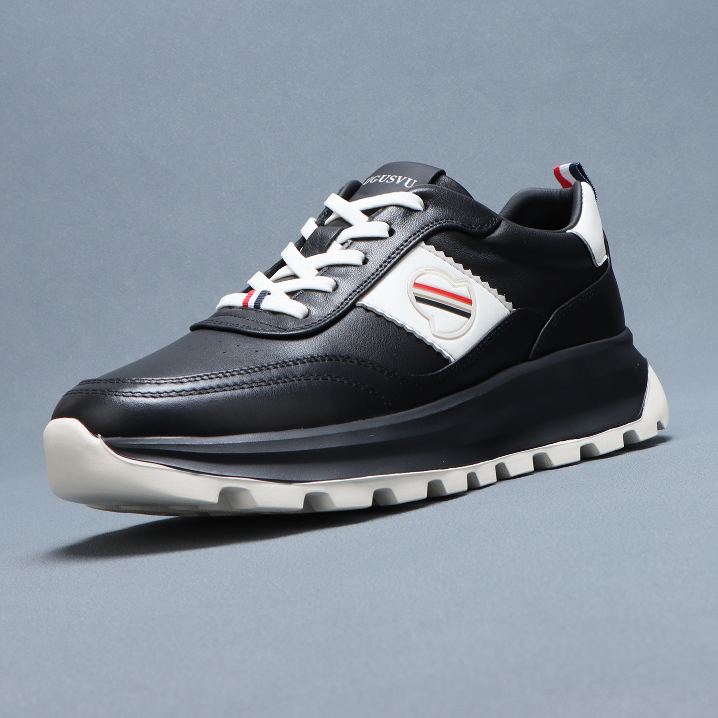 2025新款轻便发泡底运动休闲鞋男